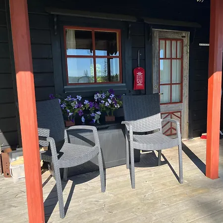 Perhemoekki, Sauna Ja Vierasmaja, Saehkoeauton Lataus Lahdenvainio