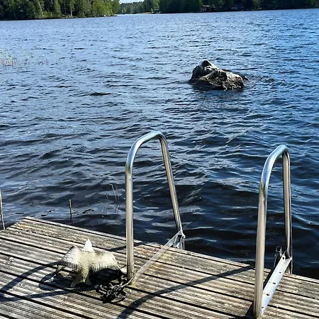 Perhemoekki, Sauna Ja Vierasmaja, Saehkoeauton Lataus Lahdenvainio