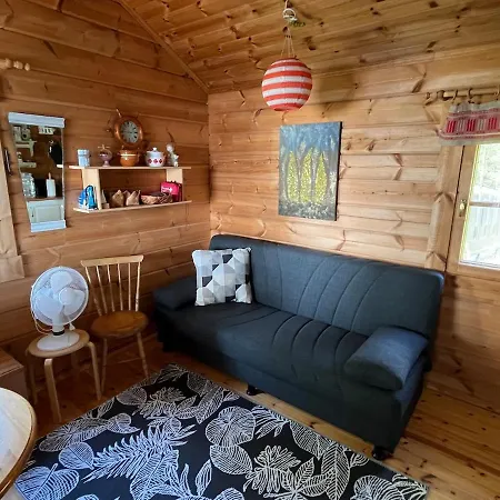 Chalet Perhemoekki, Sauna Ja Vierasmaja, Saehkoeauton Lataus Lahdenvainio