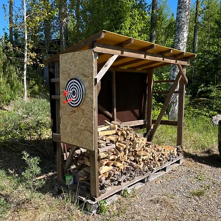 Perhemoekki, Sauna Ja Vierasmaja, Saehkoeauton Lataus