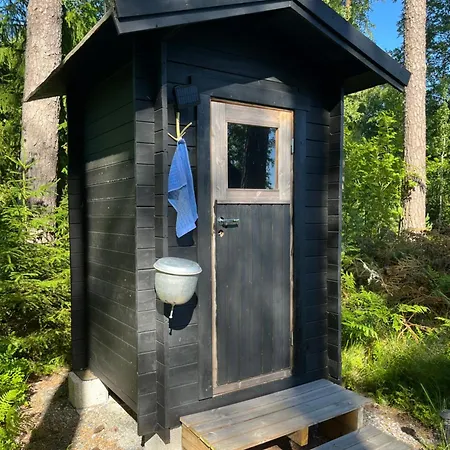 Perhemoekki, Sauna Ja Vierasmaja, Saehkoeauton Lataus